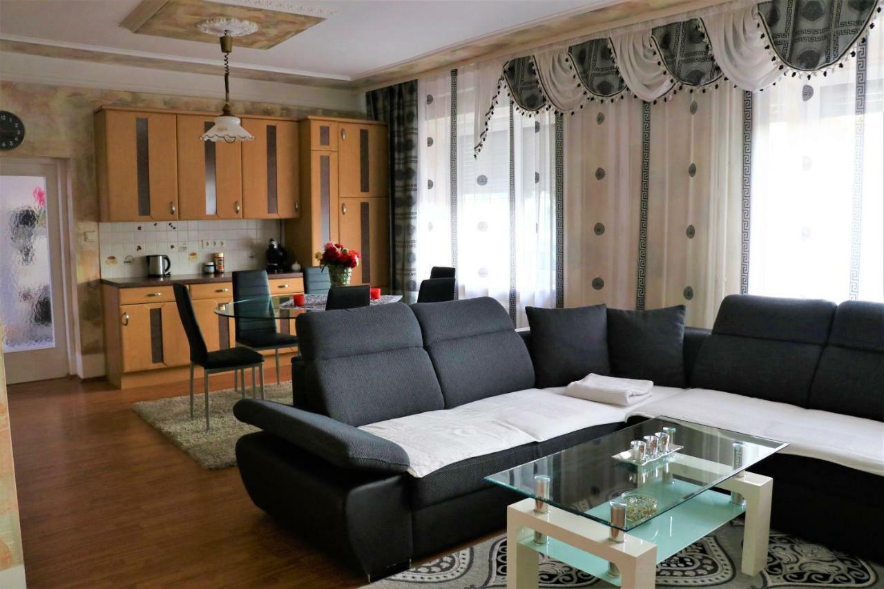 The Lakehouse Villa Neusiedl Am See Wienerstrasse 8 Экстерьер фото
