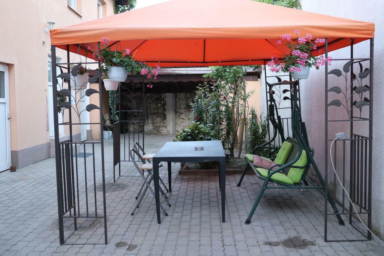 The Lakehouse Villa Neusiedl Am See Wienerstrasse 8 Экстерьер фото
