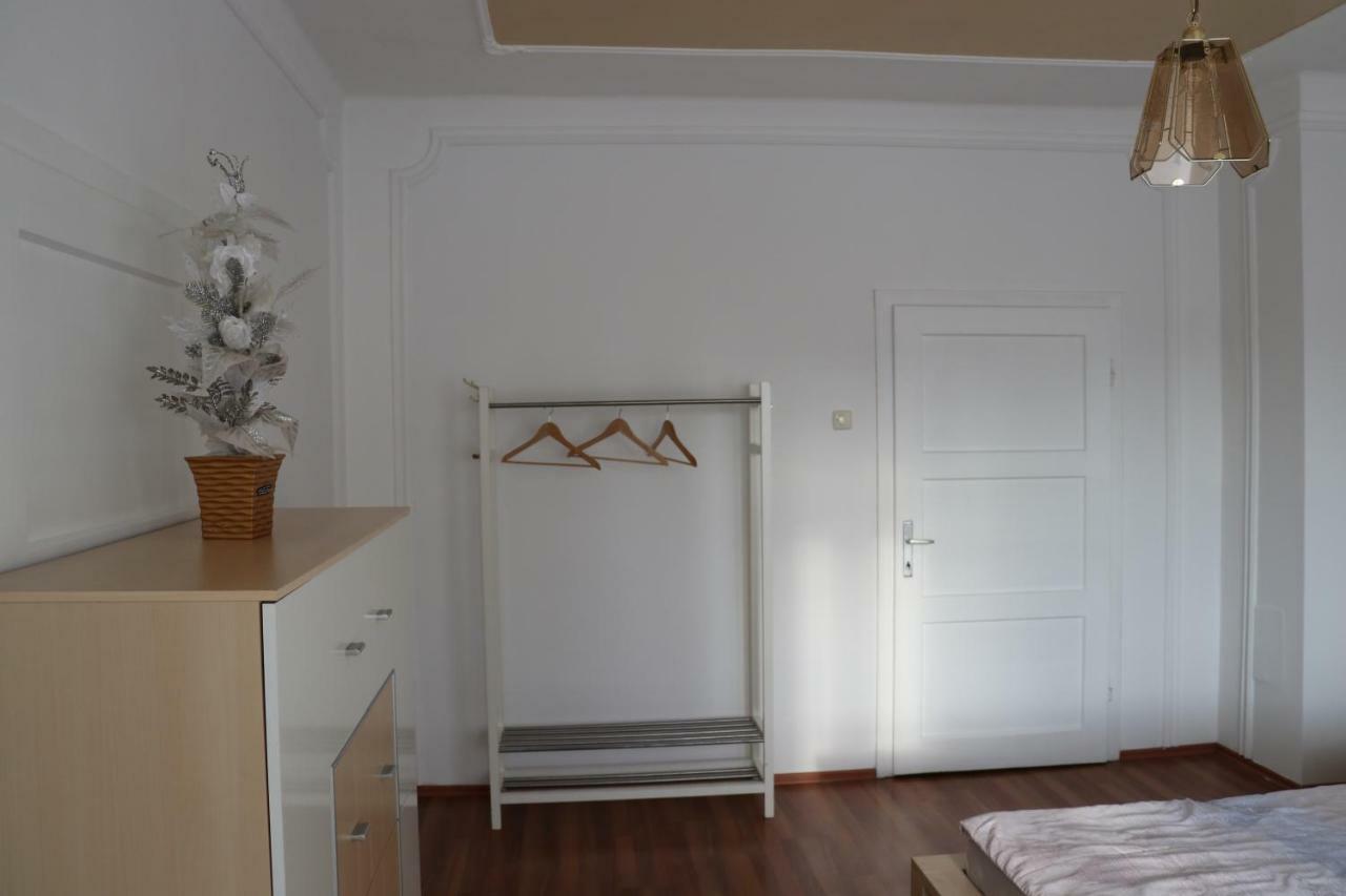 The Lakehouse Villa Neusiedl Am See Wienerstrasse 8 Экстерьер фото